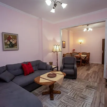 Alex's Charming By Ndk Διαμέρισμα