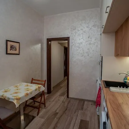 Apartamento Alex's Charming By Ndk Sofía